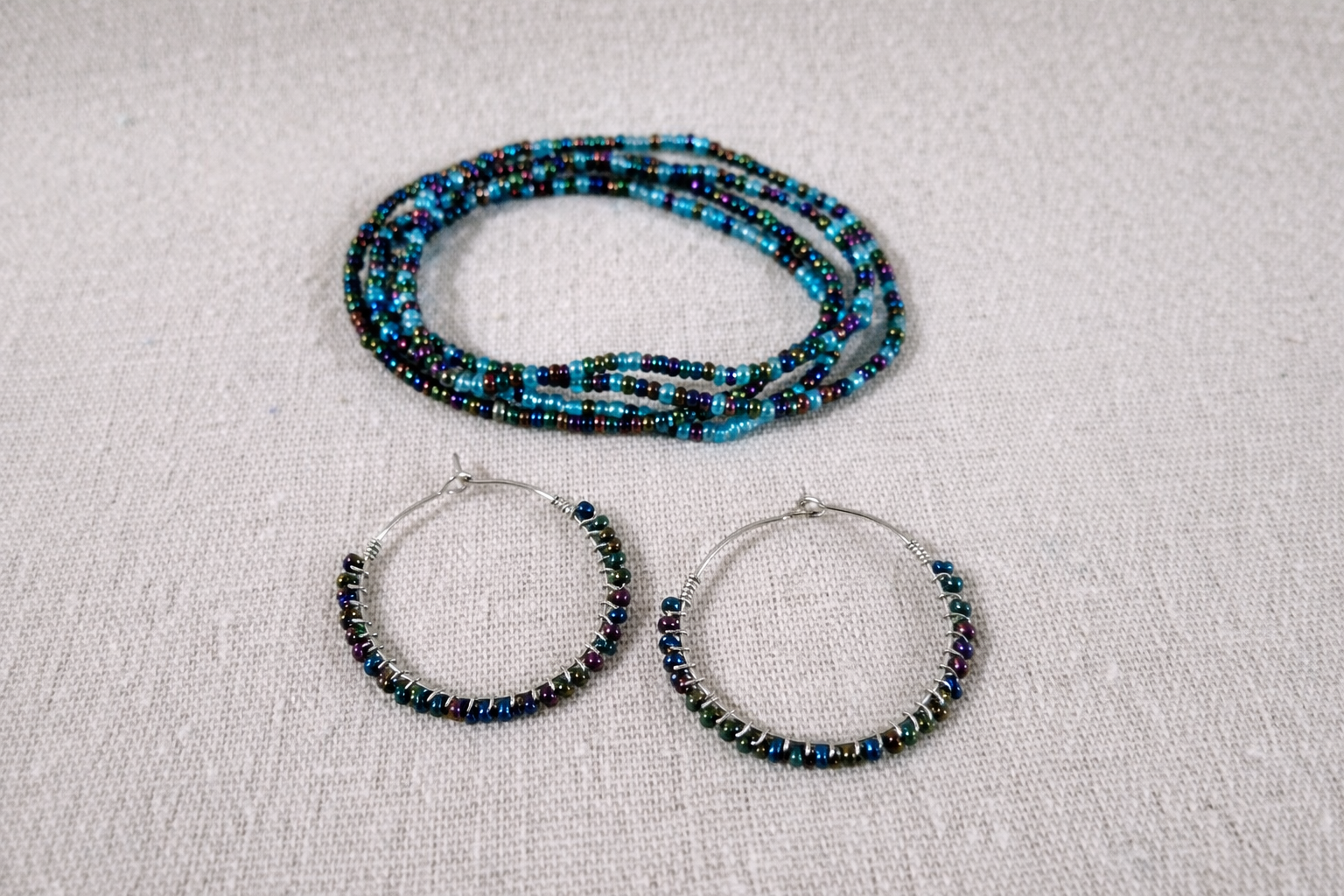 bracelet and earrings set