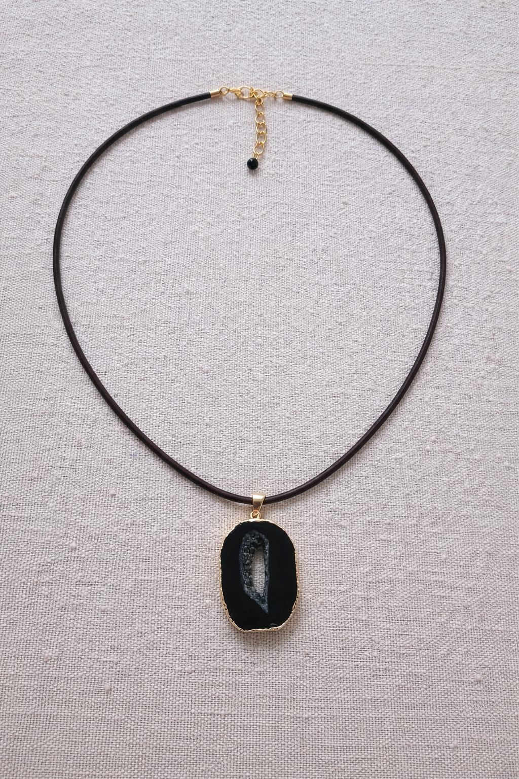 Black Onyx Agate Leather Cord Necklace - Handmade Natural Stone Pendant
